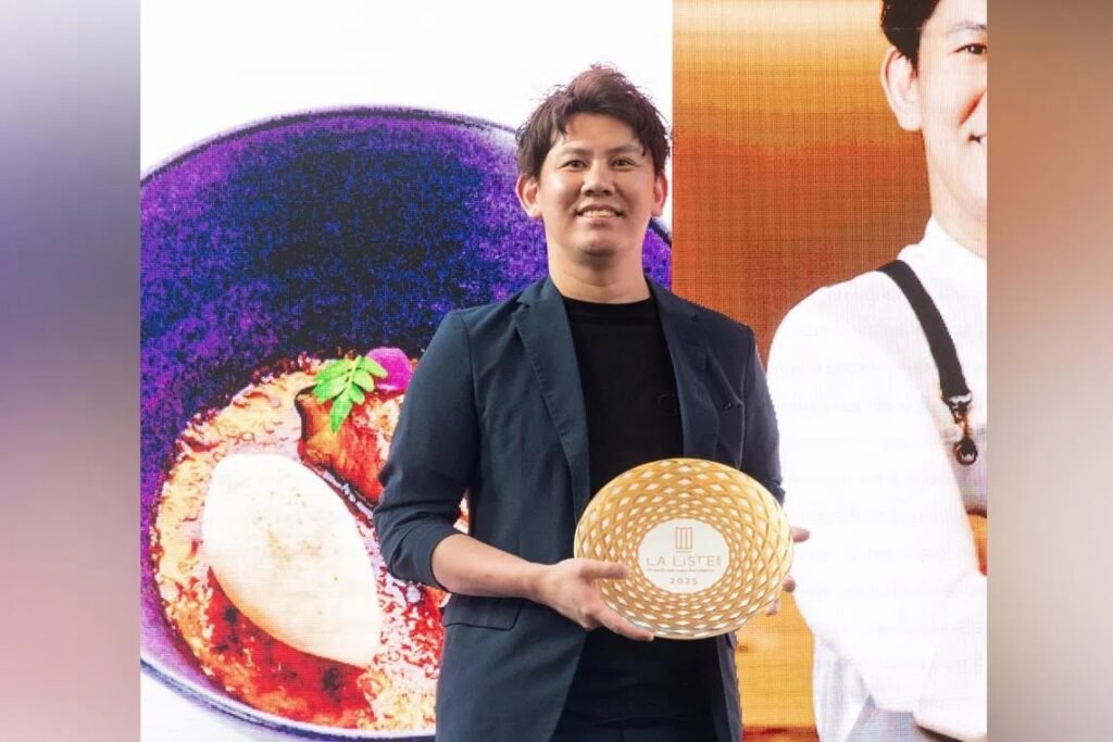 Chef Makoto Arami at the 2025 La Liste award ceremony in Paris.